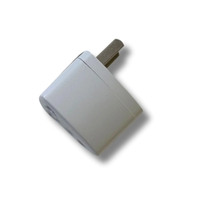 ADAPTADOR UNIVERSAL MULTIPLE
